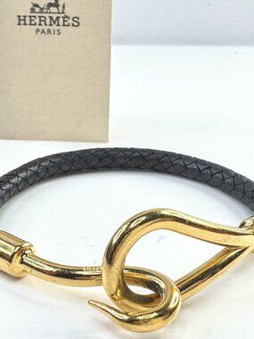 Vintage Hermès Jumbo Hook Leather Bracelet Gold Tone Black 7.25" GS803